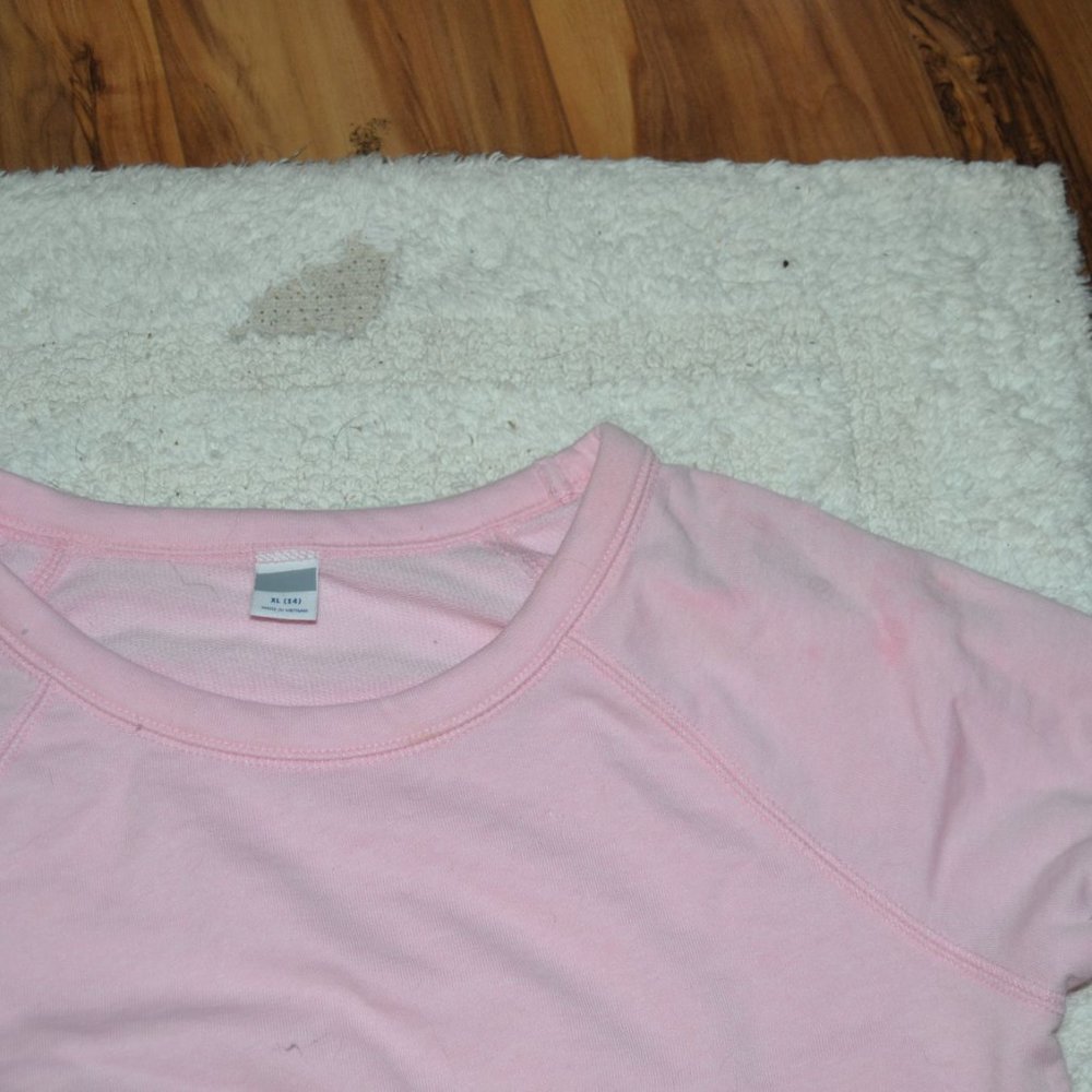 Pink shirt - Picture 2 of 4